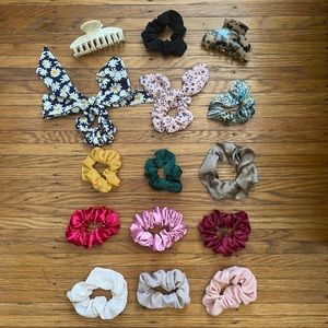 Bundle of scrunchies & hair clips